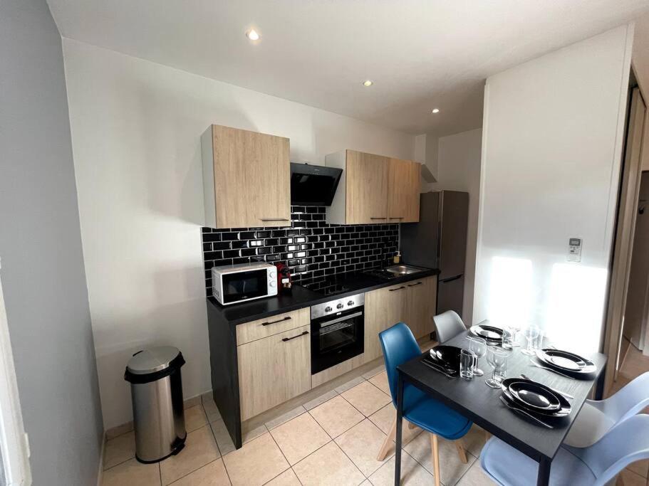 Appartement T2 Pour 3 Personnes Marseille Luaran gambar